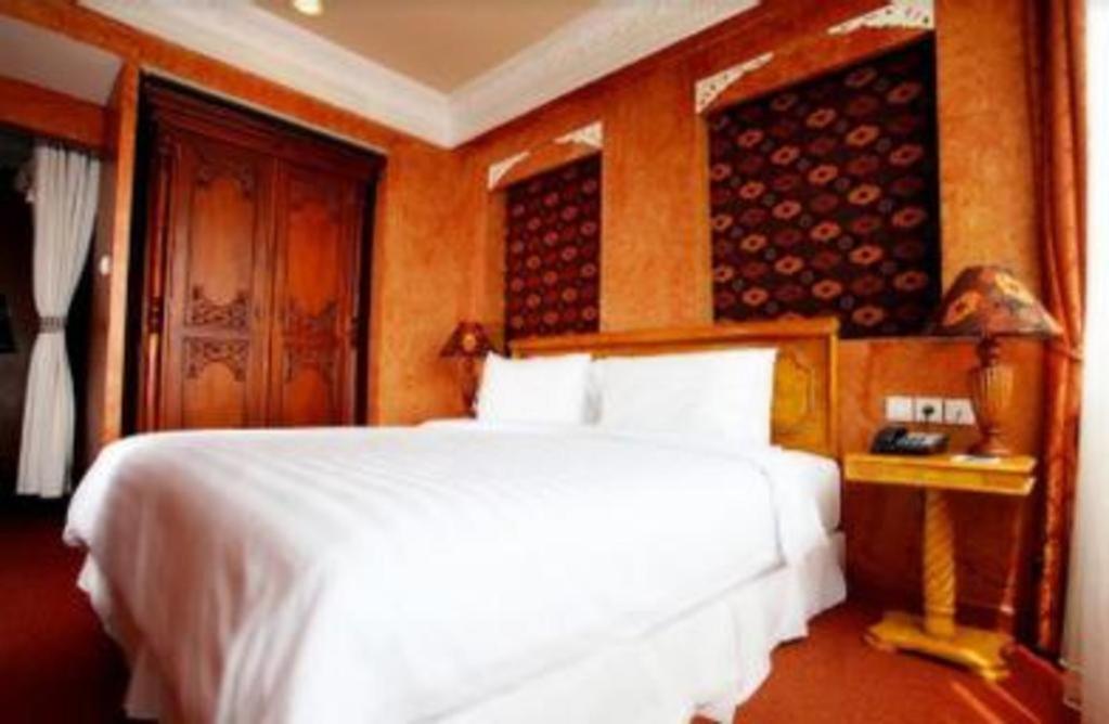 Amos Cozy Hotel Melawai Jacarta Exterior foto