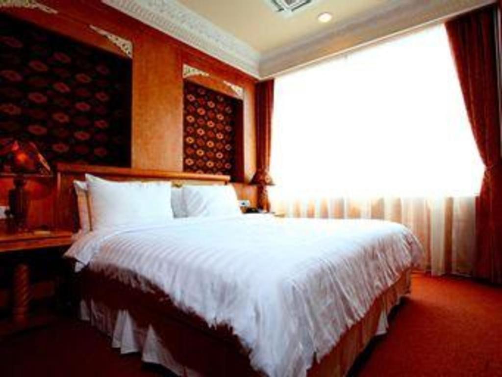 Amos Cozy Hotel Melawai Jacarta Exterior foto