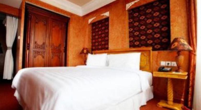 Amos Cozy Hotel Melawai Jacarta Exterior foto